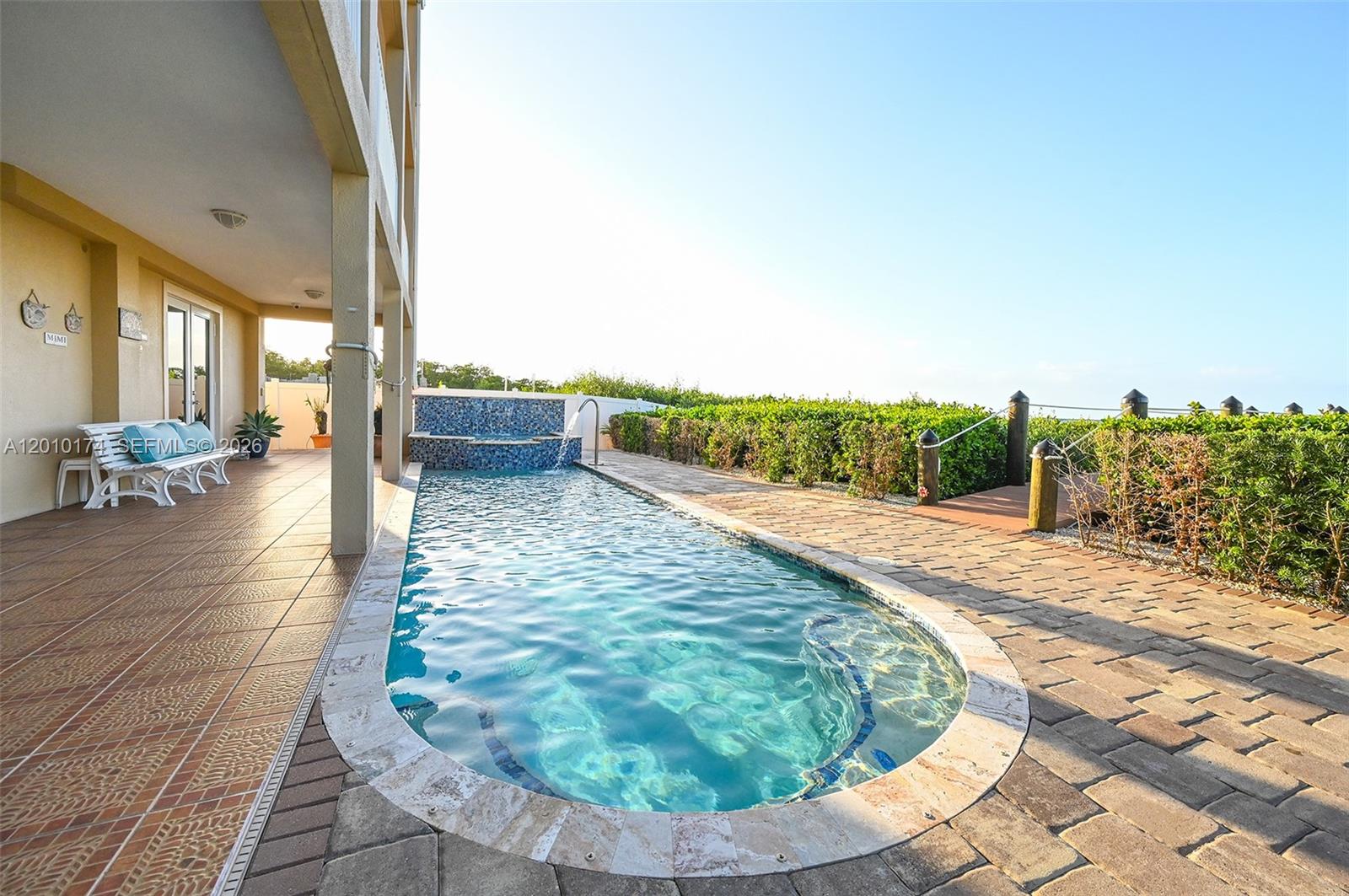 BUCCANEER PT (LARGO SOUND - Residential