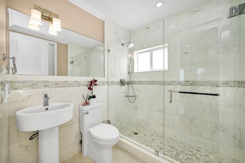 Tiny photo for 112 N Bounty Ln, Key Largo, FL 33037 (MLS # A12010174)