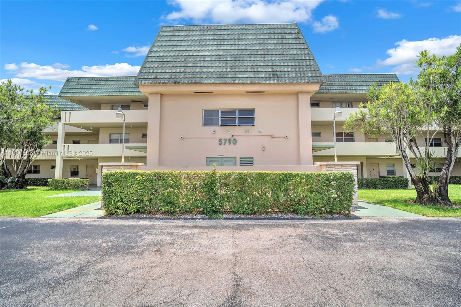 STERLING FIFTY-SIX - Residential Lease