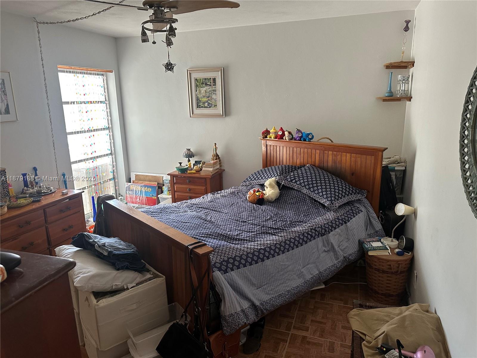 RIVER SHORES CONDO - Residential