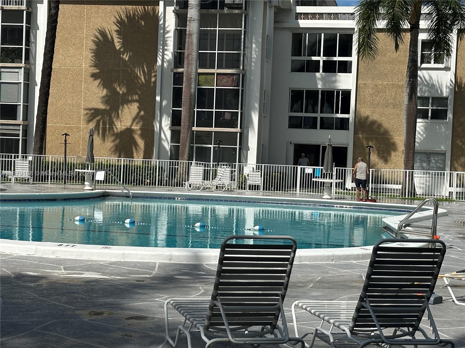 RIVER SHORES CONDO - Residential