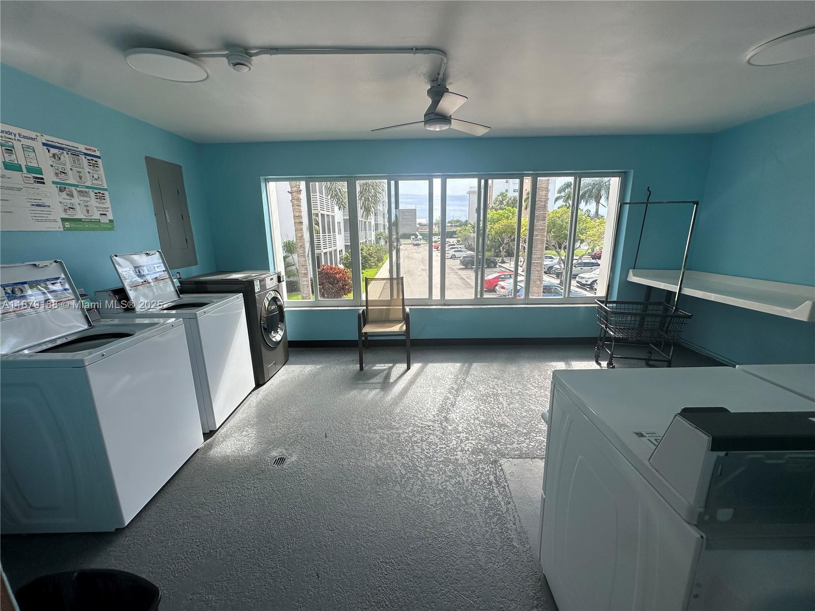RIVER SHORES CONDO - Residential