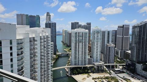 Condominium in Miami FL 90 3rd St 1.jpg