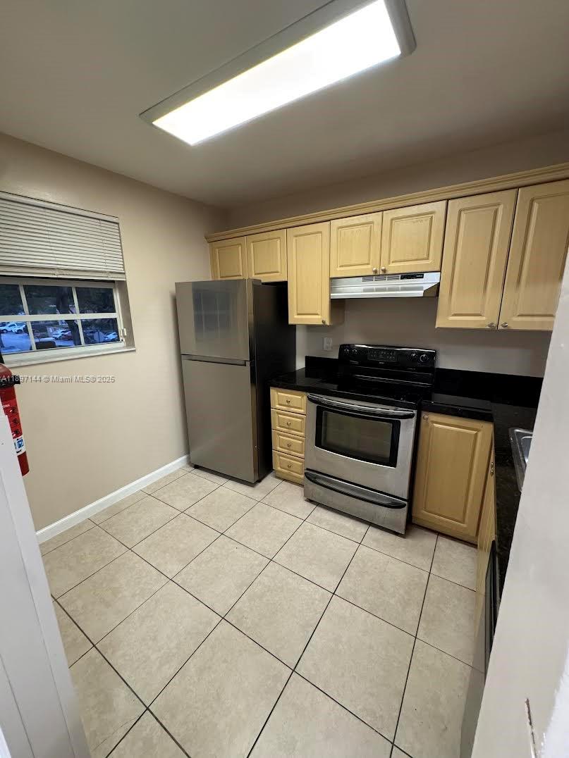 BELLA GRAND CONDO - Residential Lease