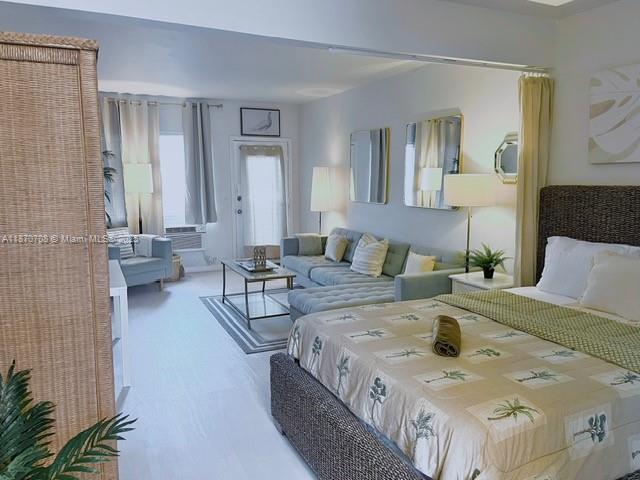 Turnkey Furnished Studio in the Heart of Miami Beach – All Utilities Included for $2200.
Unit 28 at 1050 Pennsylvania Ave – a fully furnished, move-in ready studio just blocks from the iconic sands of Miami Beach. This charming space offers everything you need for comfortable, carefree living, including a well-equipped kitchenette, stylish furnishings, and modern finishes. Enjoy the ultimate convenience with ALL UTILITIES INCLUDED ($2200) – electricity, water, and internet – available for a 6-month lease. City permit street parking. Located in a vibrant, walkable neighborhood, you're just minutes from shopping, dining, nightlife, and the world-famous Ocean Drive. Call LA.