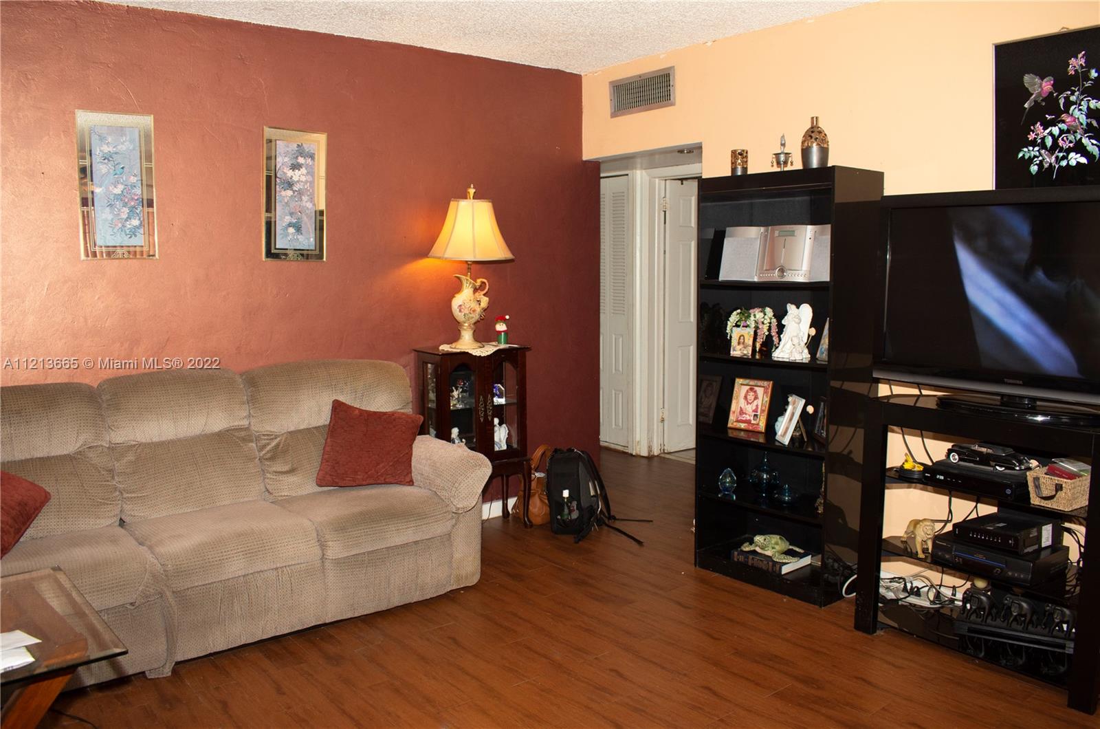 LOVELL PARK - Residential