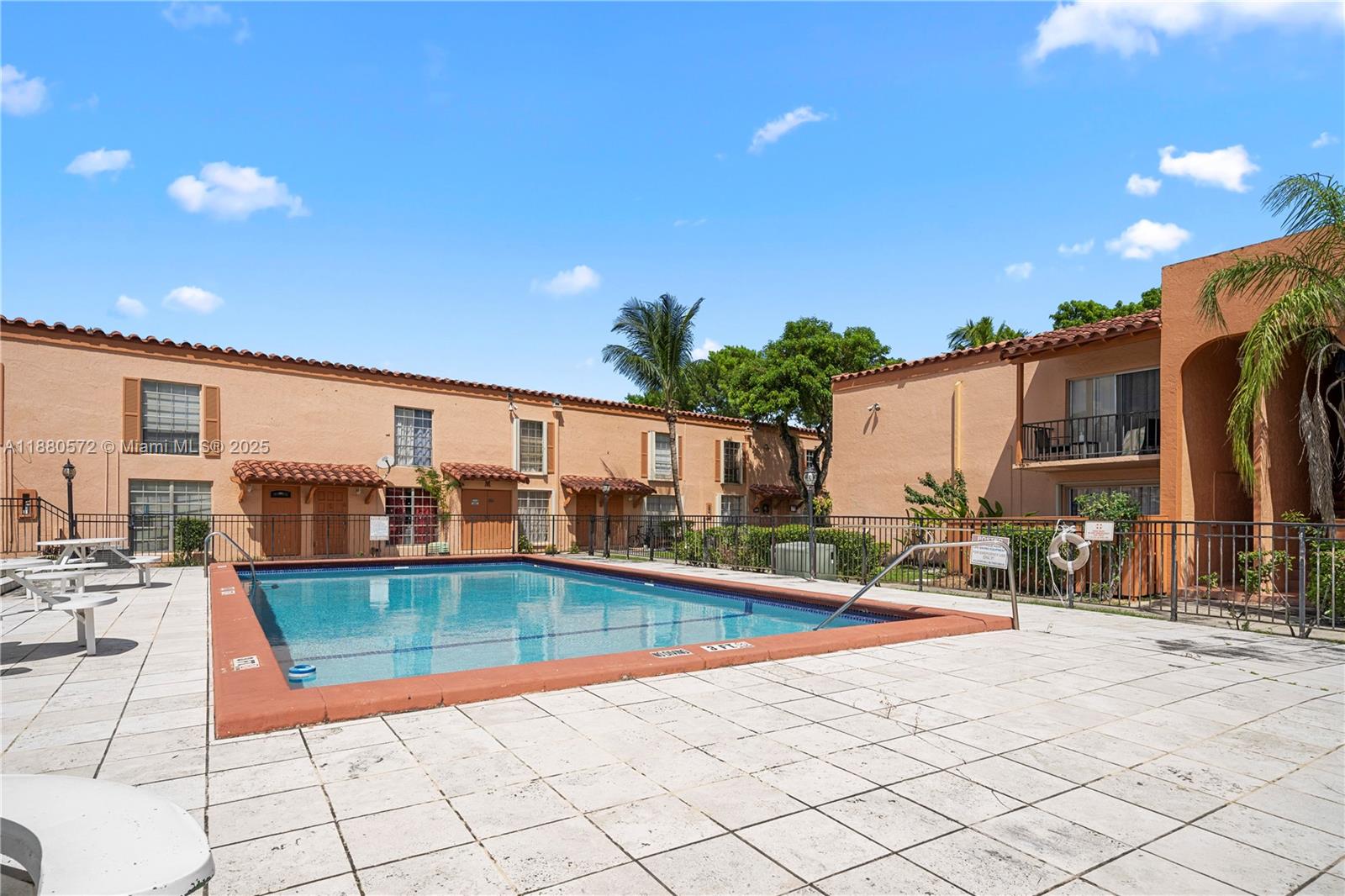 CYPRESS VILLAGE CONDO - Residential Lease