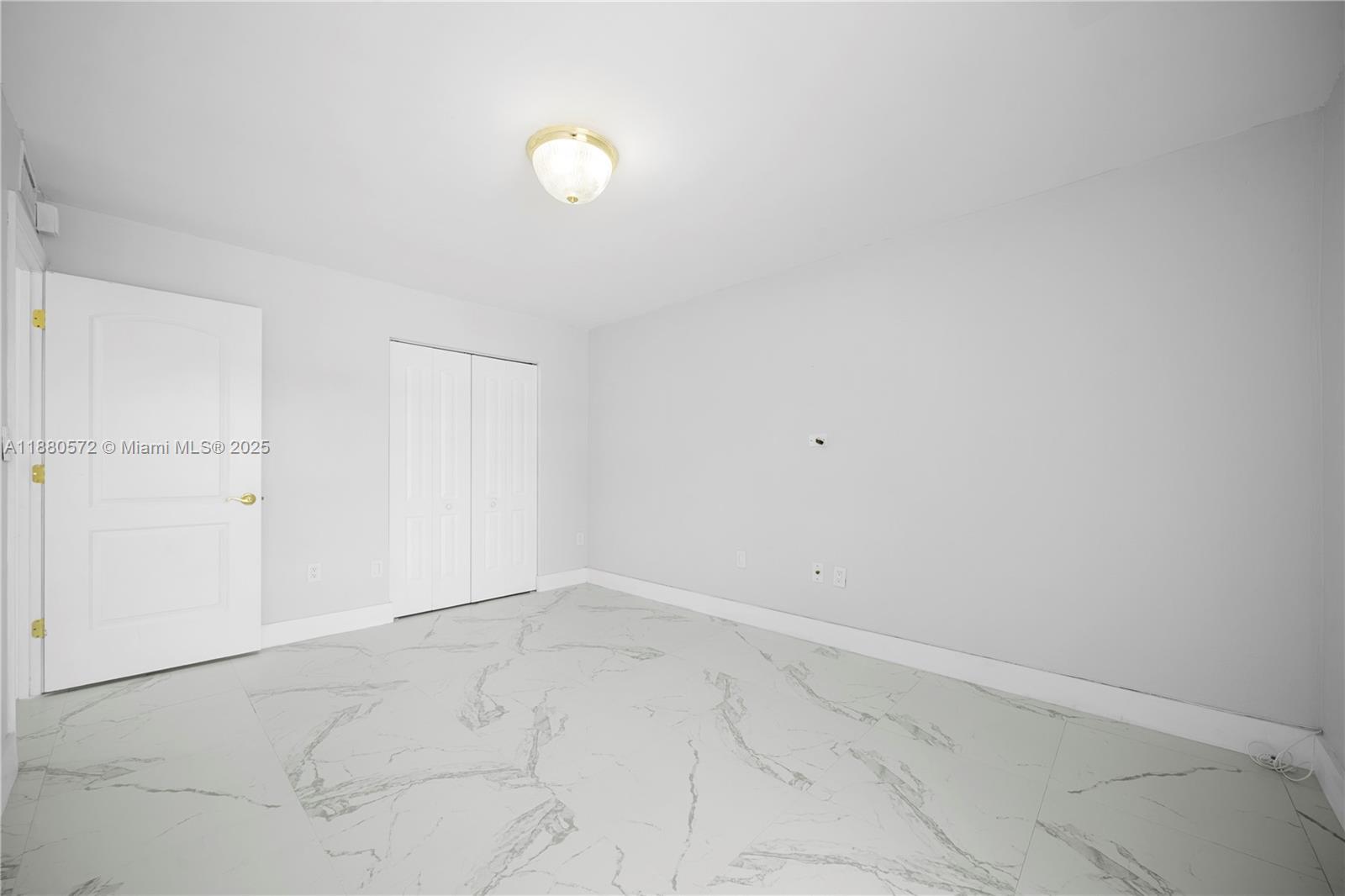 CYPRESS VILLAGE CONDO - Residential Lease