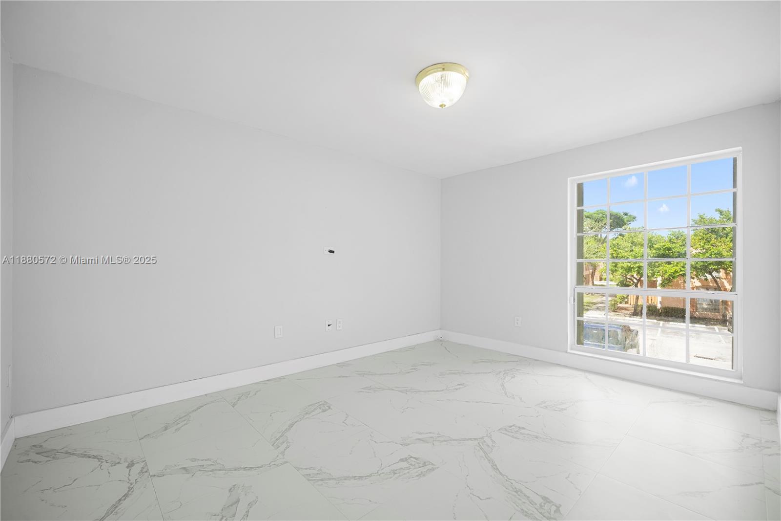 CYPRESS VILLAGE CONDO - Residential Lease