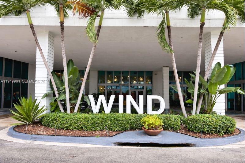 WIND CONDO - Residential