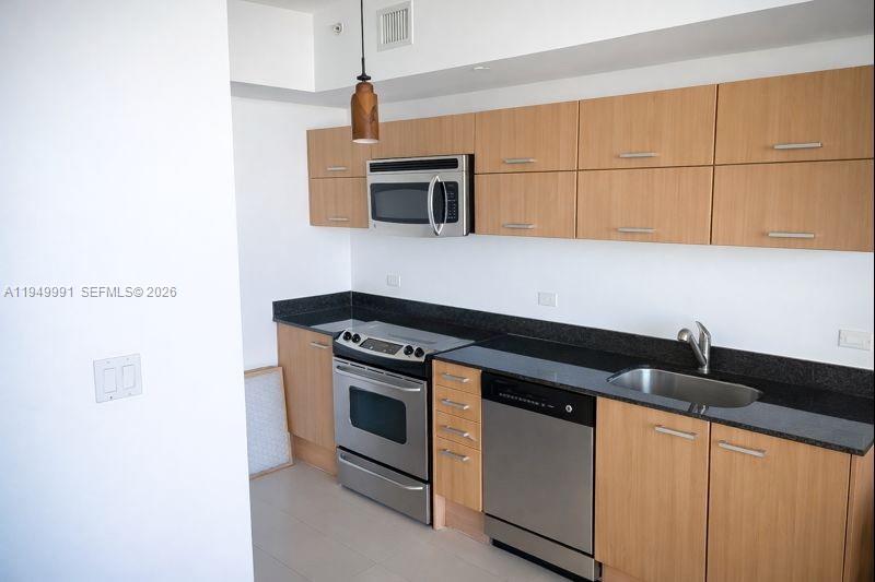 WIND CONDO - Residential