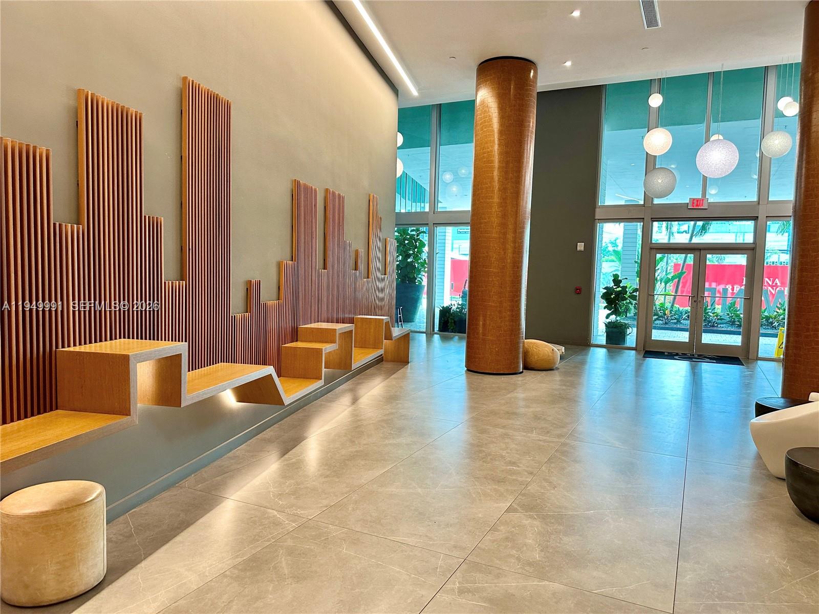 WIND CONDO - Residential