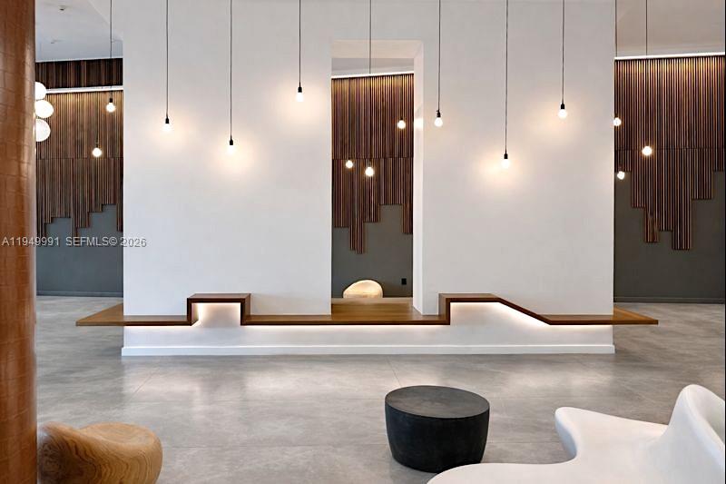 WIND CONDO - Residential