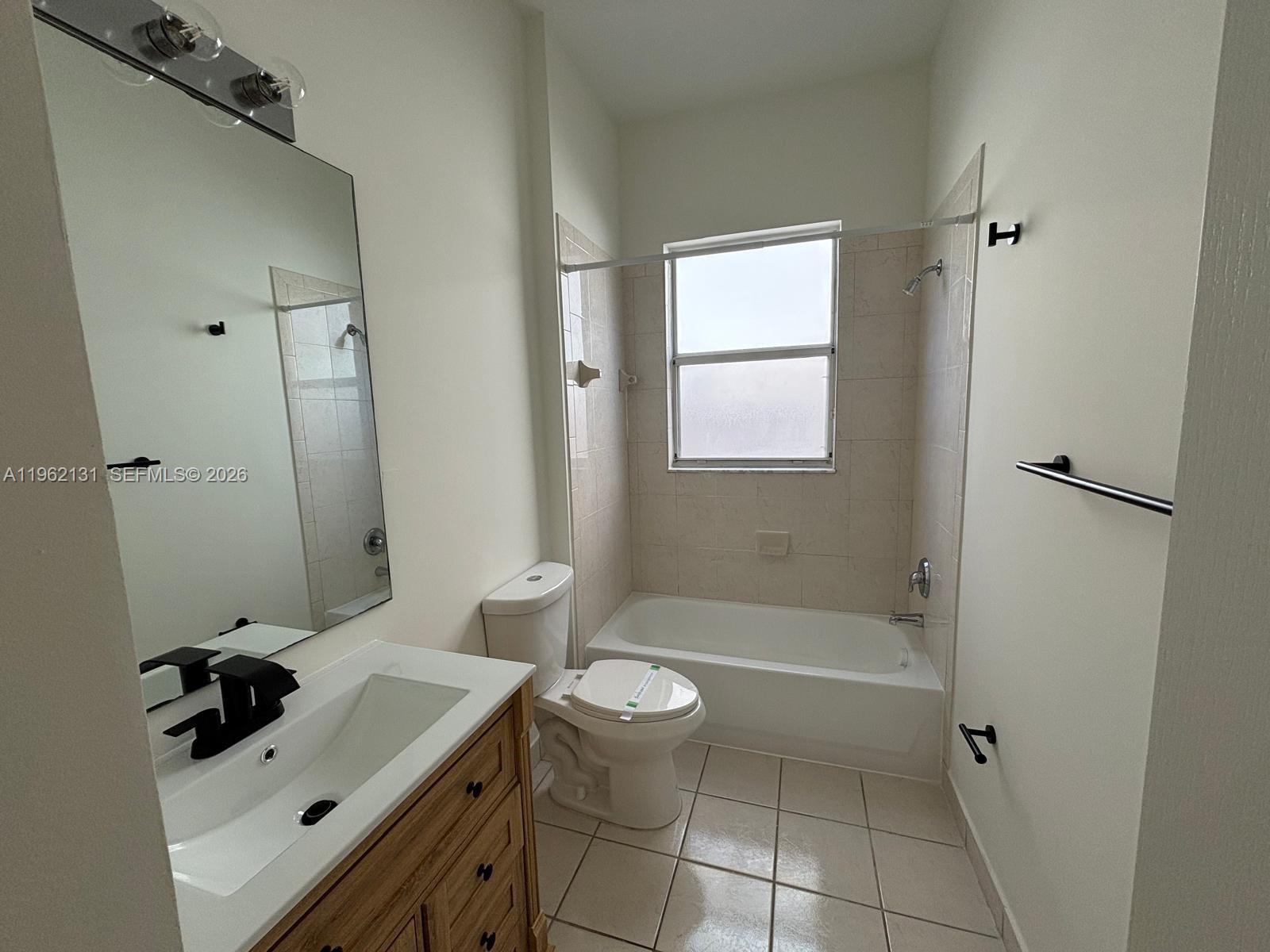 PORTOFINO PALMS - Residential Lease