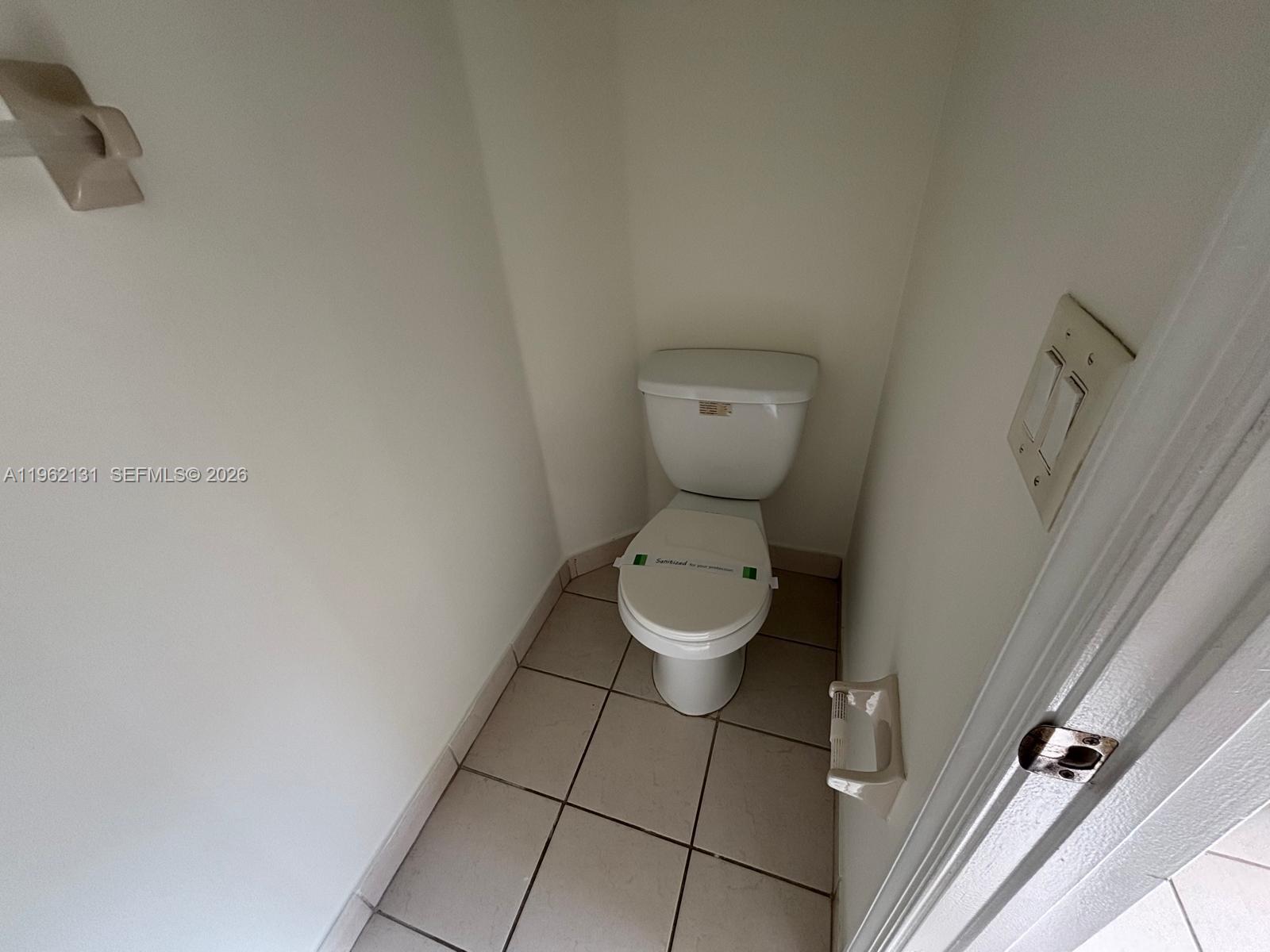 PORTOFINO PALMS - Residential Lease