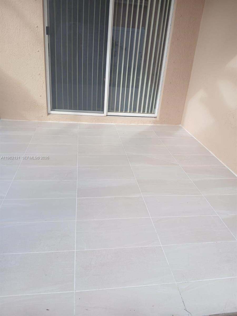 PORTOFINO PALMS - Residential Lease