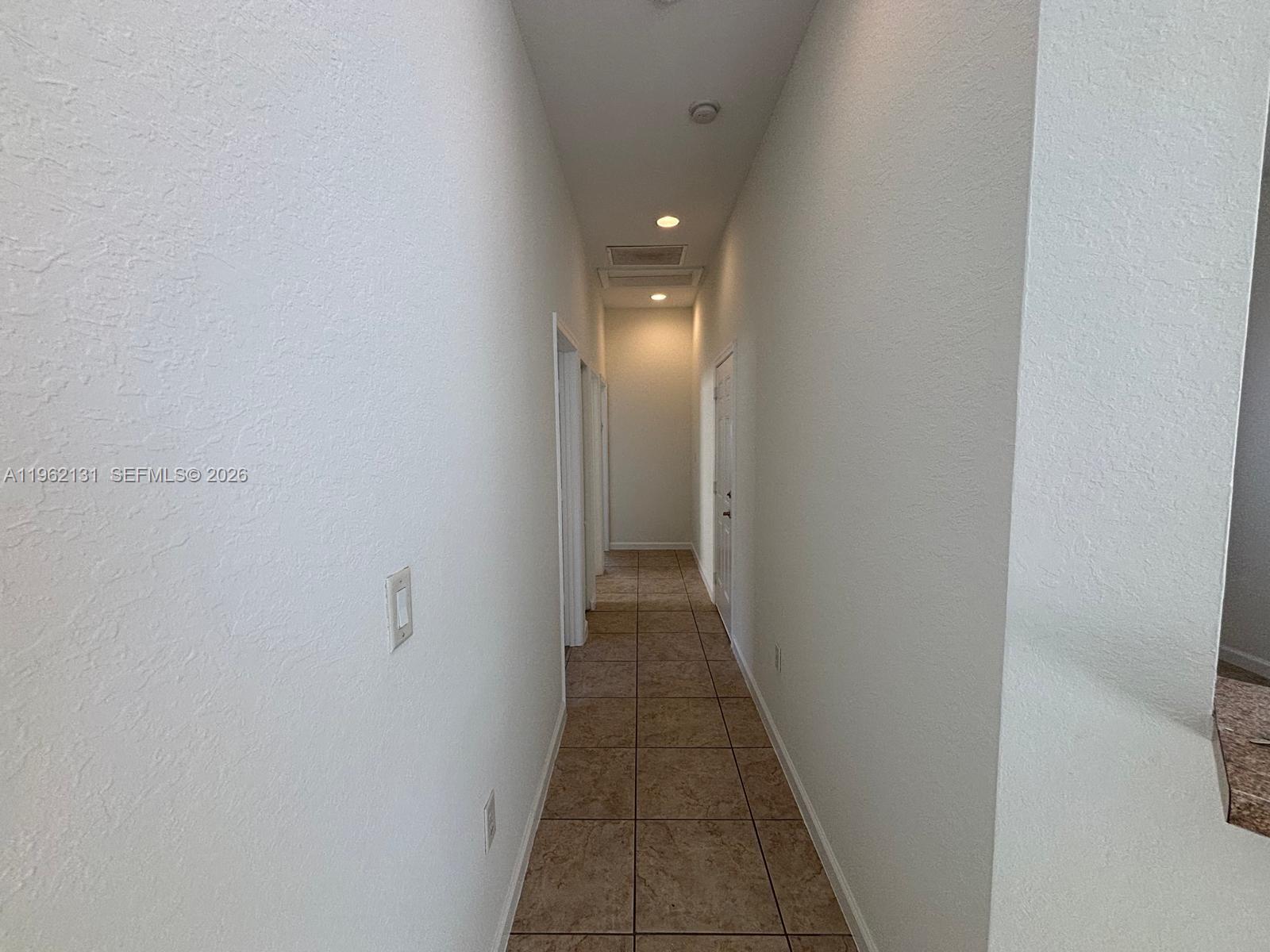 PORTOFINO PALMS - Residential Lease