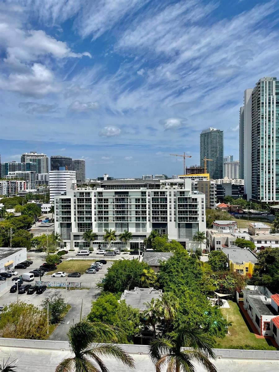 GALLERY ART CONDO - Residential
