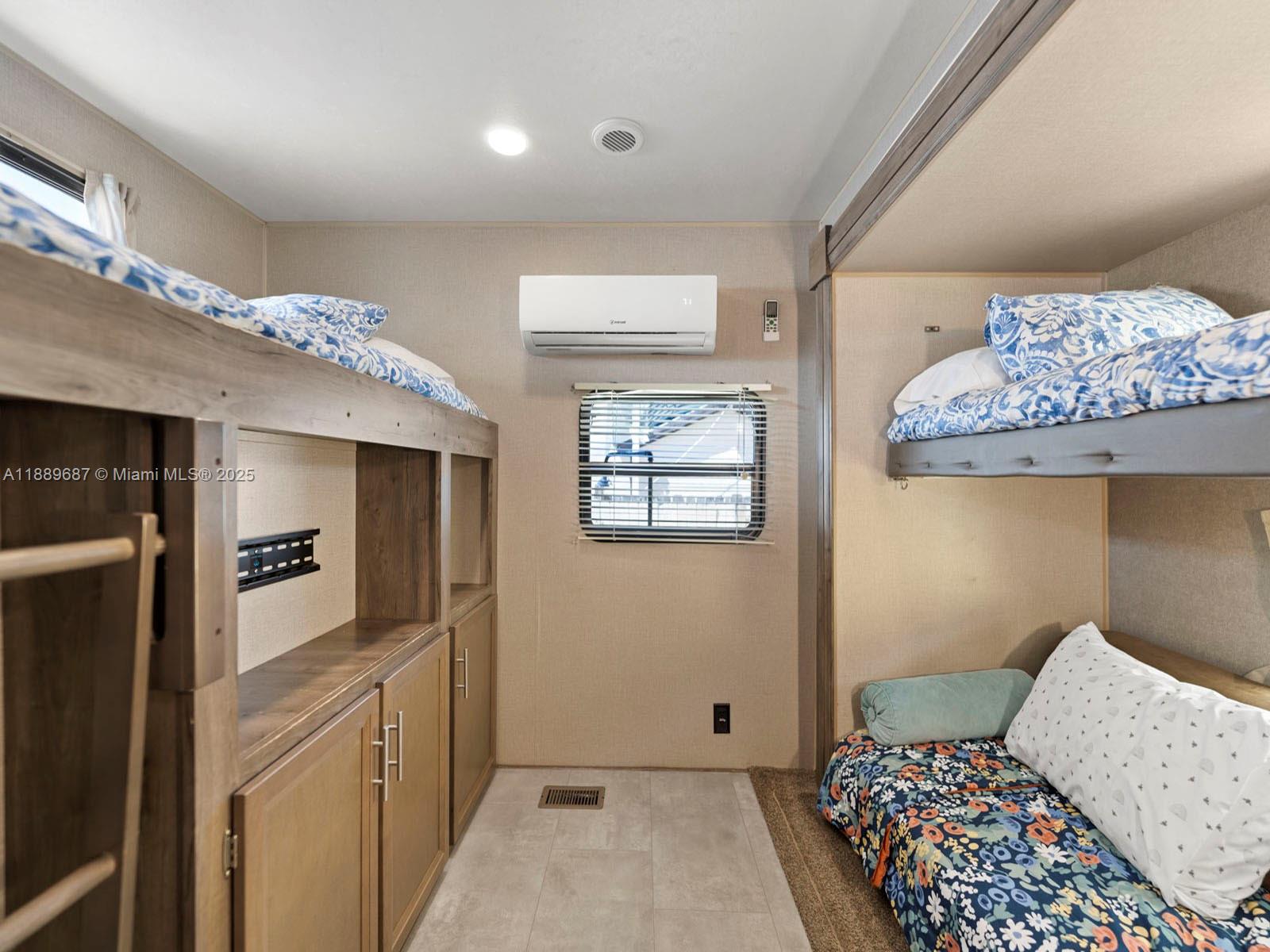 CALUSA CAMPGROUND - Residential