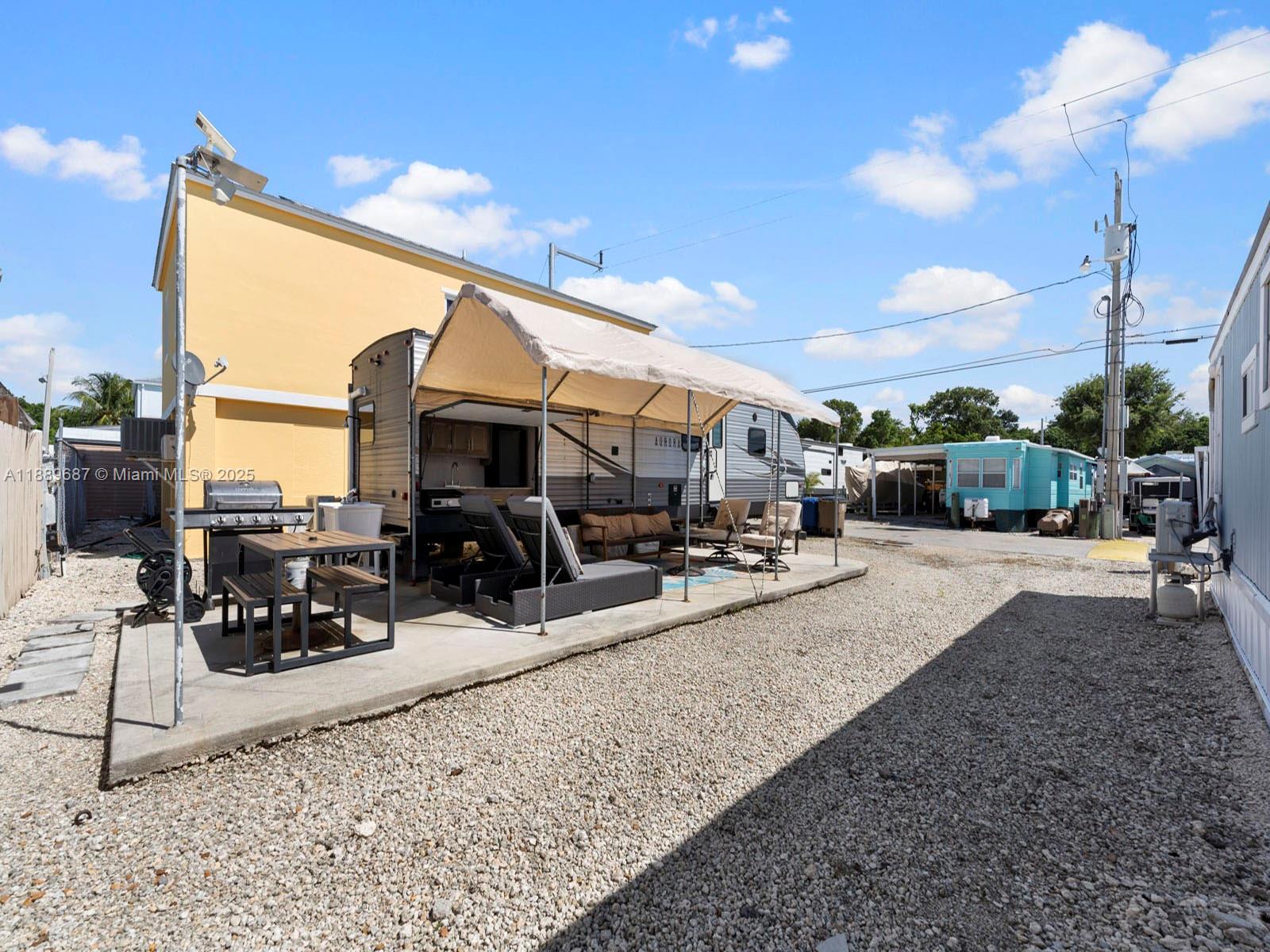 CALUSA CAMPGROUND - Residential