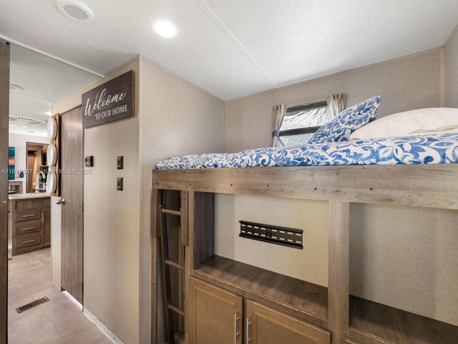 CALUSA CAMPGROUND - Residential