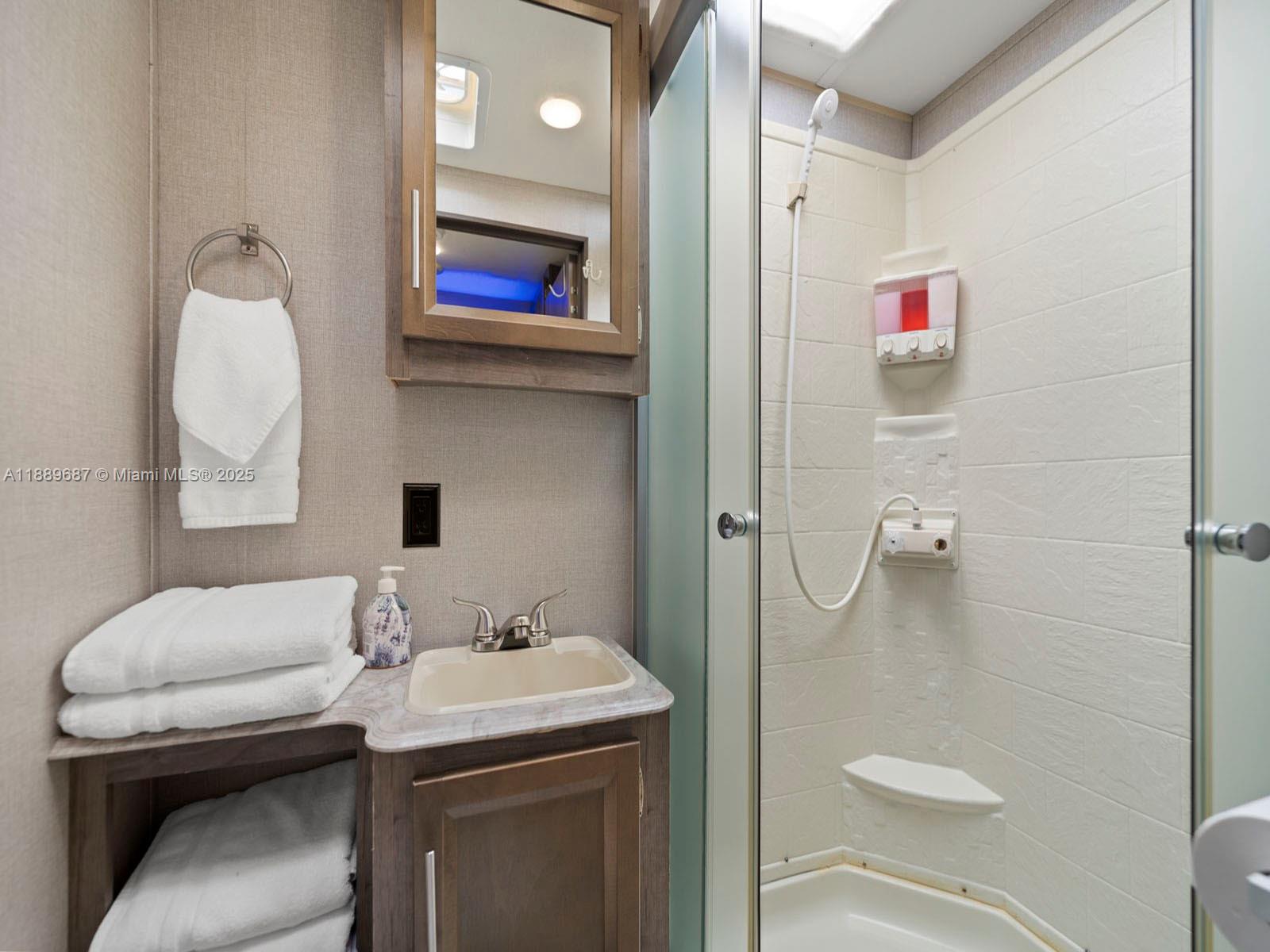 CALUSA CAMPGROUND - Residential