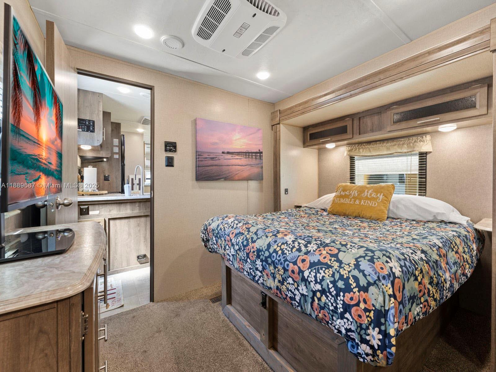 CALUSA CAMPGROUND - Residential