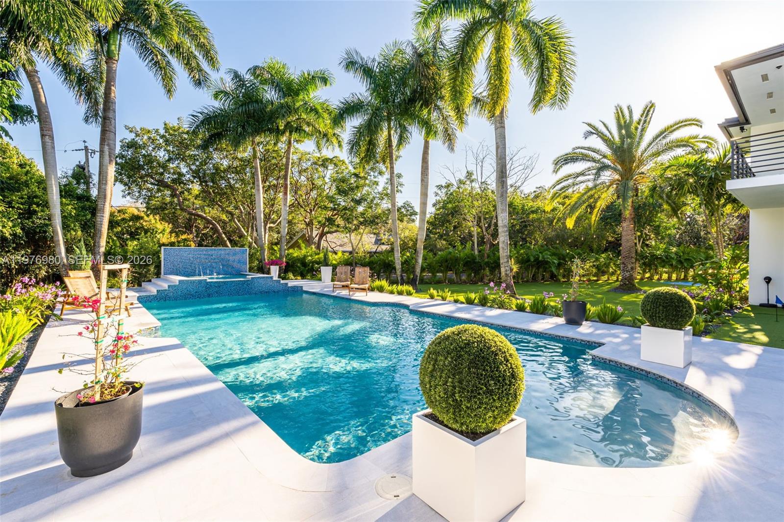 BAY RIDGE ESTS - Residential