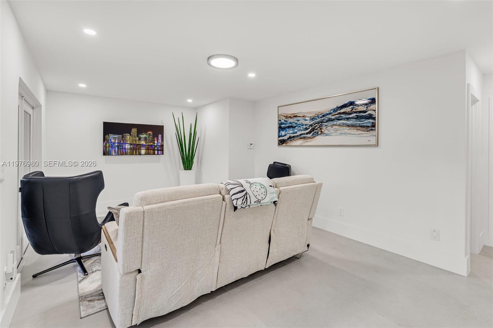 BAY RIDGE ESTS - Residential