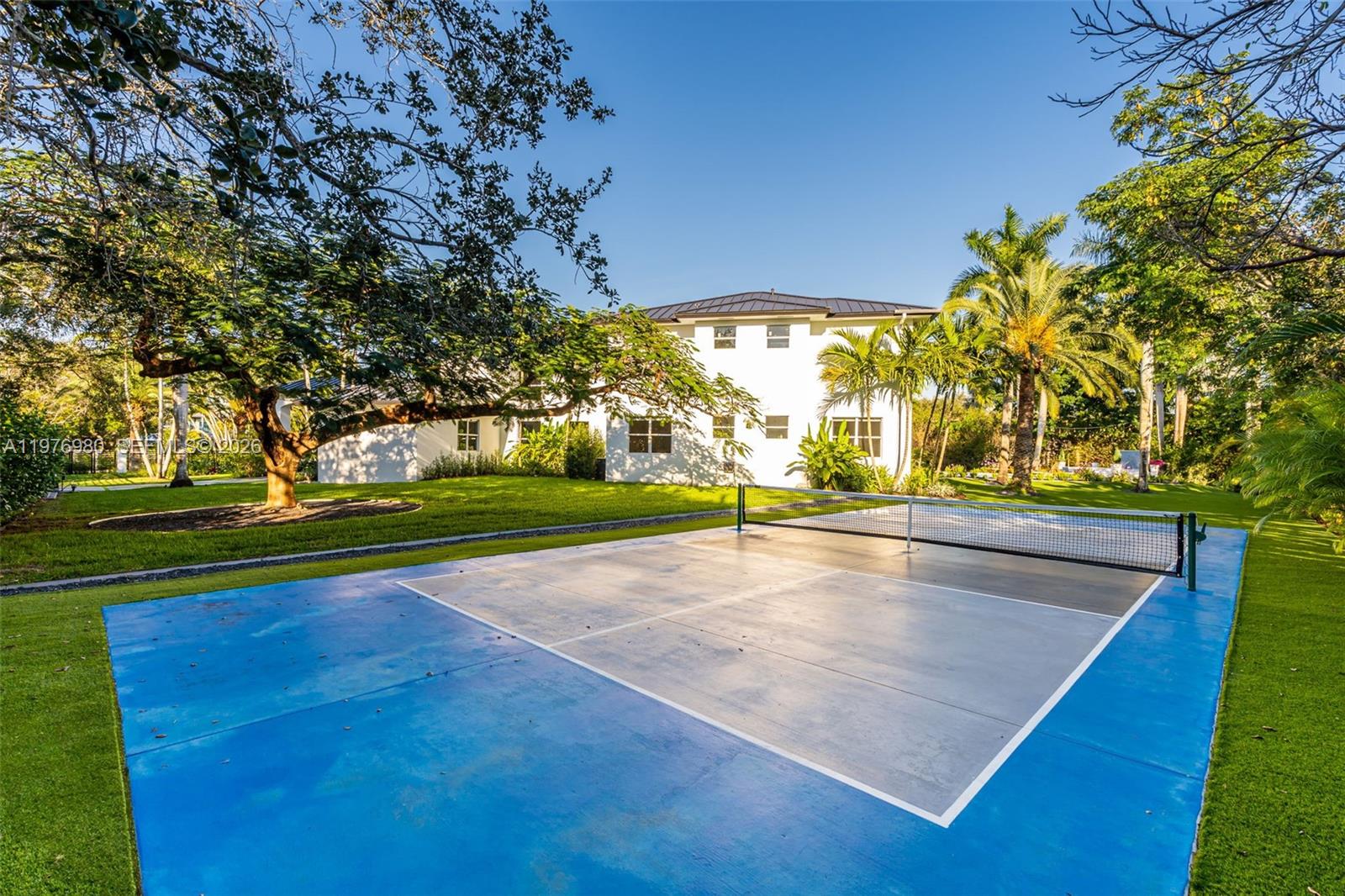 BAY RIDGE ESTS - Residential