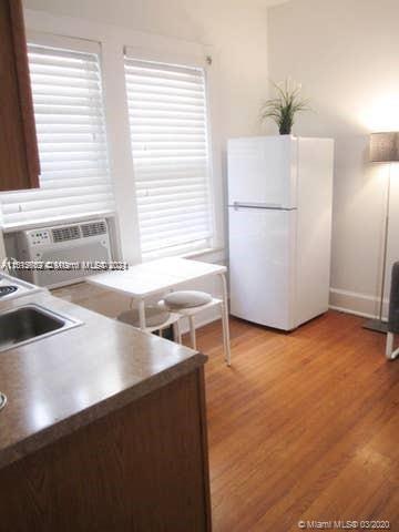 MENDOZA CONDO - Residential