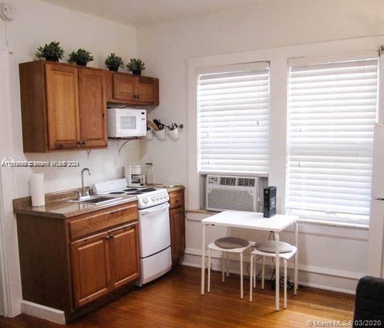 MENDOZA CONDO - Residential