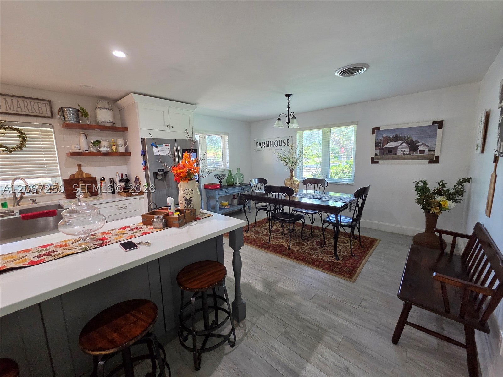 1101 Starling Ave