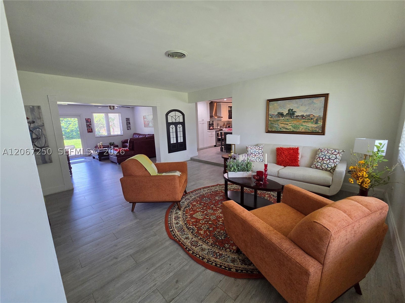 1101 Starling Ave