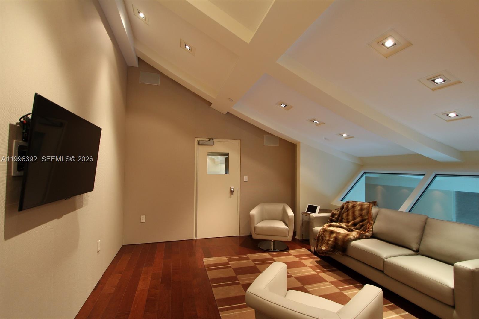 ASIA CONDO - Residential