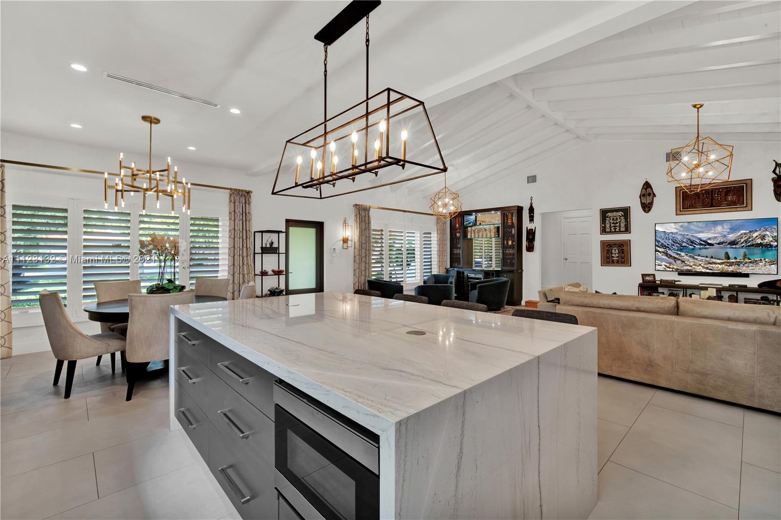 CORAL GABLES RIVIERA SEC - Residential