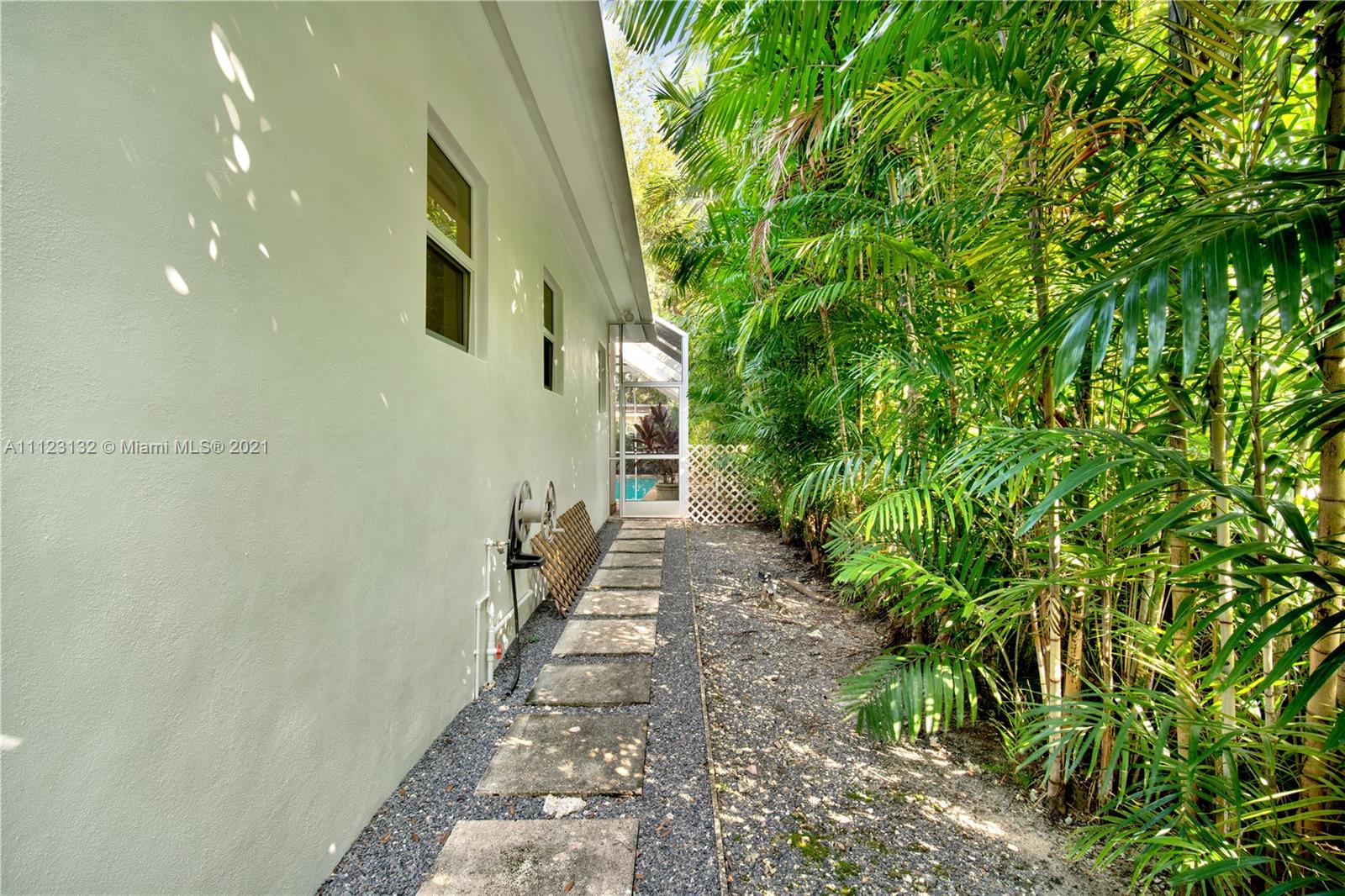 CORAL GABLES RIVIERA SEC - Residential