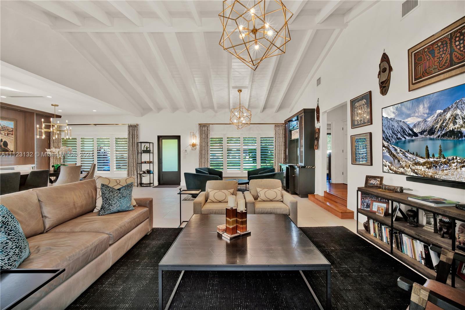 CORAL GABLES RIVIERA SEC - Residential