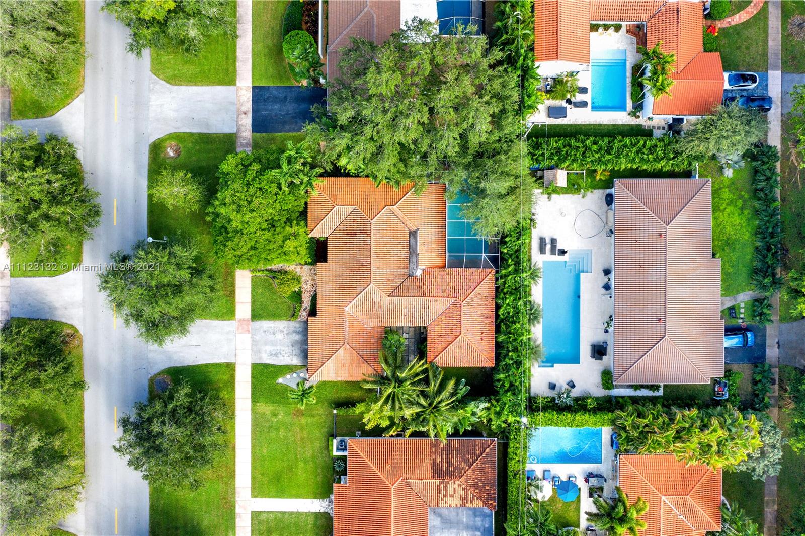 CORAL GABLES RIVIERA SEC - Residential