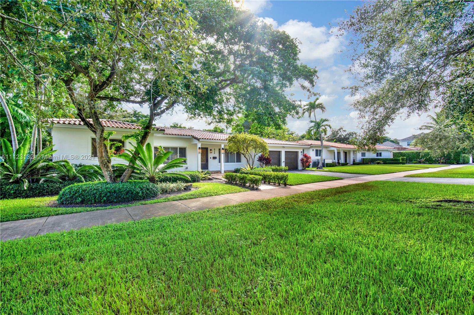CORAL GABLES RIVIERA SEC - Residential
