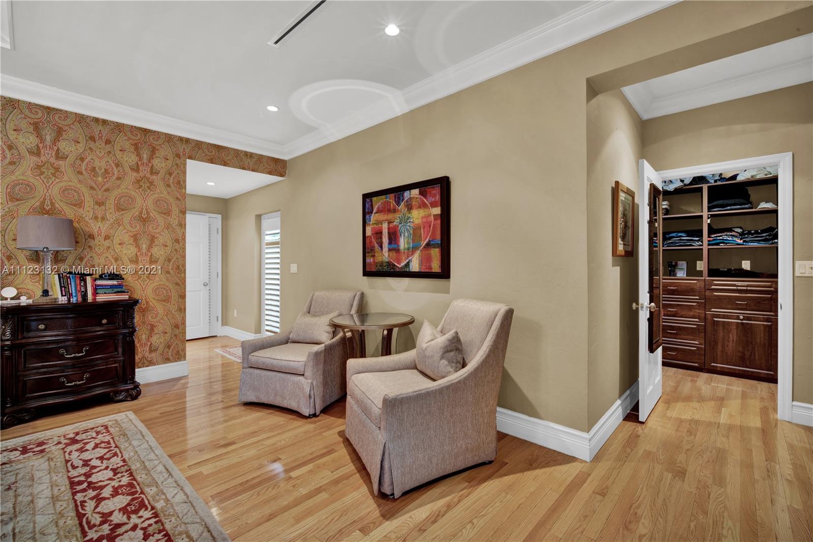 CORAL GABLES RIVIERA SEC - Residential