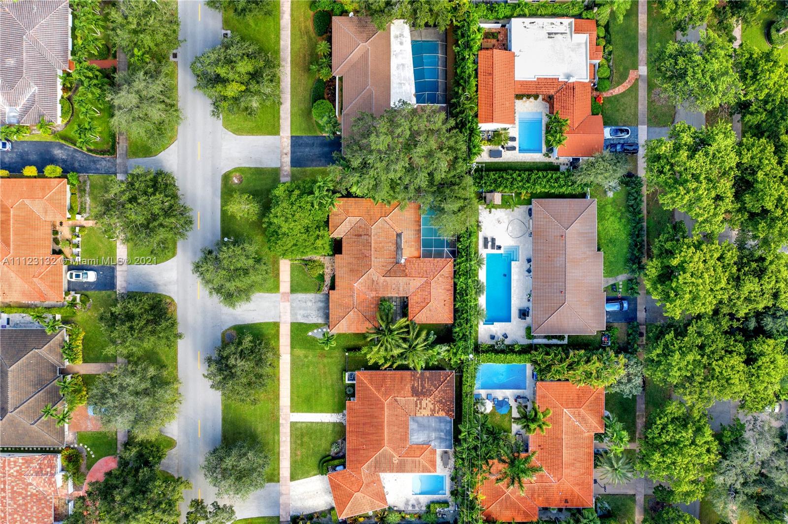 CORAL GABLES RIVIERA SEC - Residential