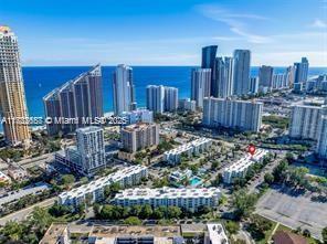 AVILA CONDO - Residential