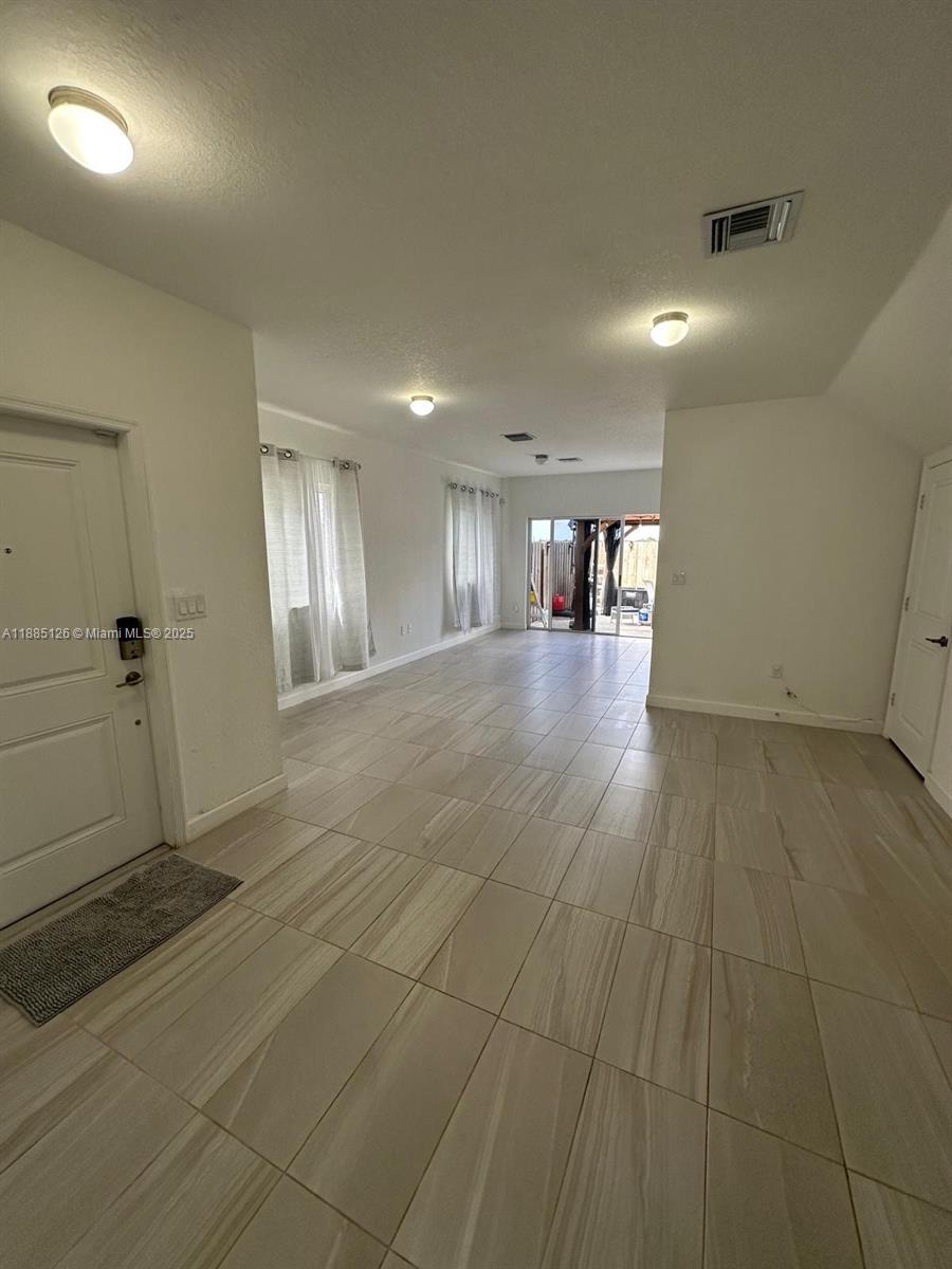 FOREST PARK VILLAS - Residential Lease