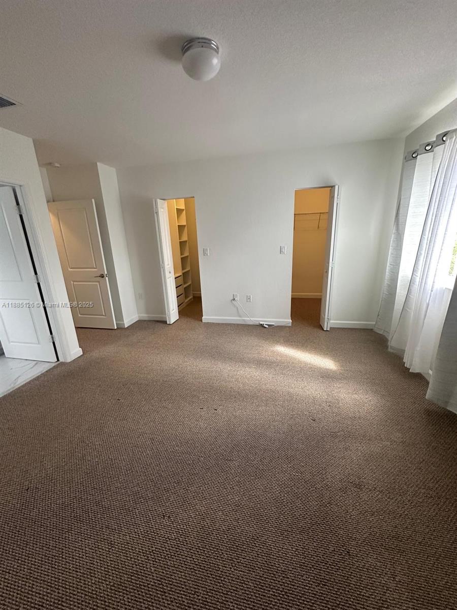 FOREST PARK VILLAS - Residential Lease