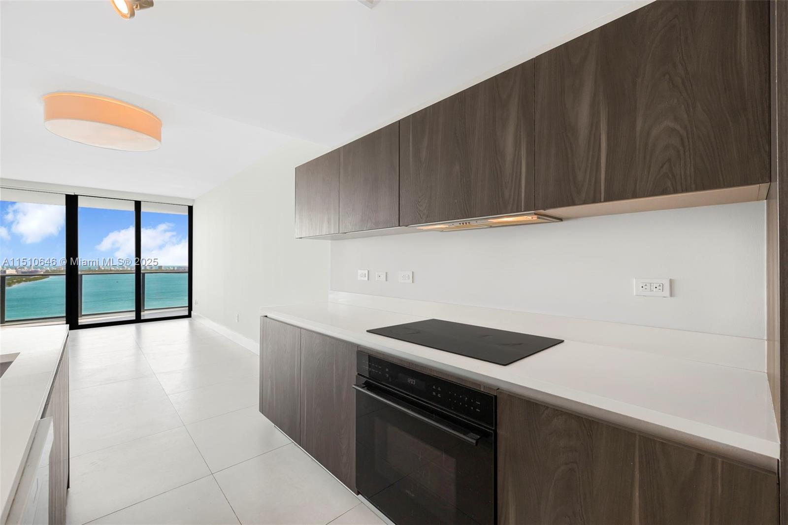 ONE PARAISO - Residential