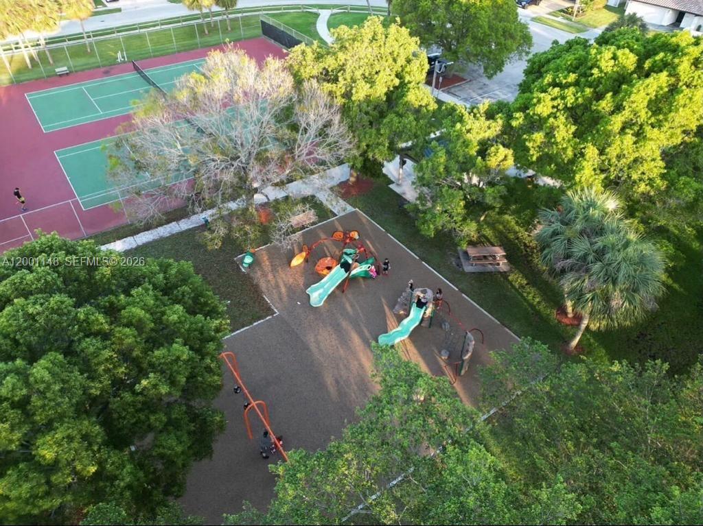 HIDDEN VALLEY SEC 4 - Residential Lease