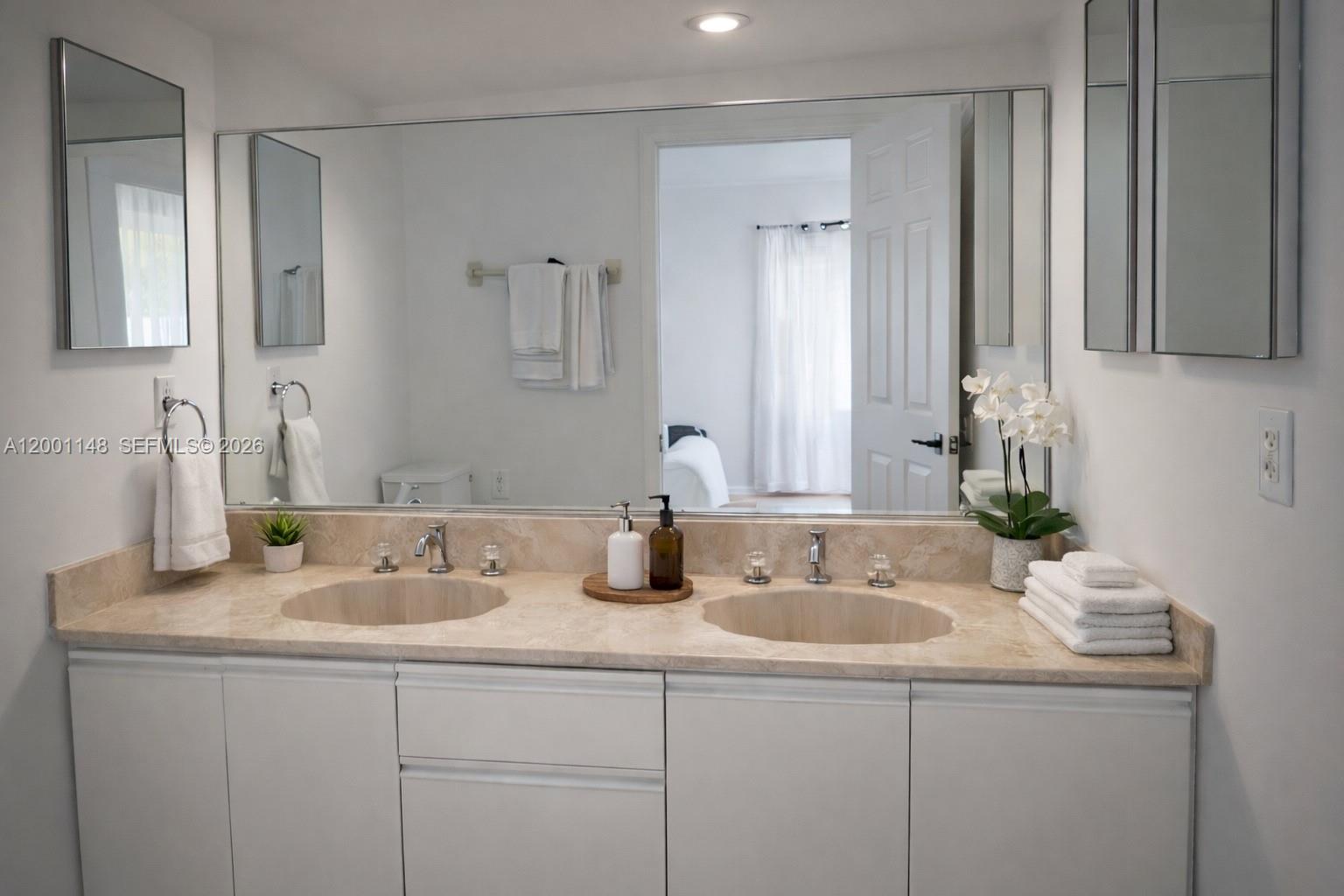 HIDDEN VALLEY SEC 4 - Residential Lease