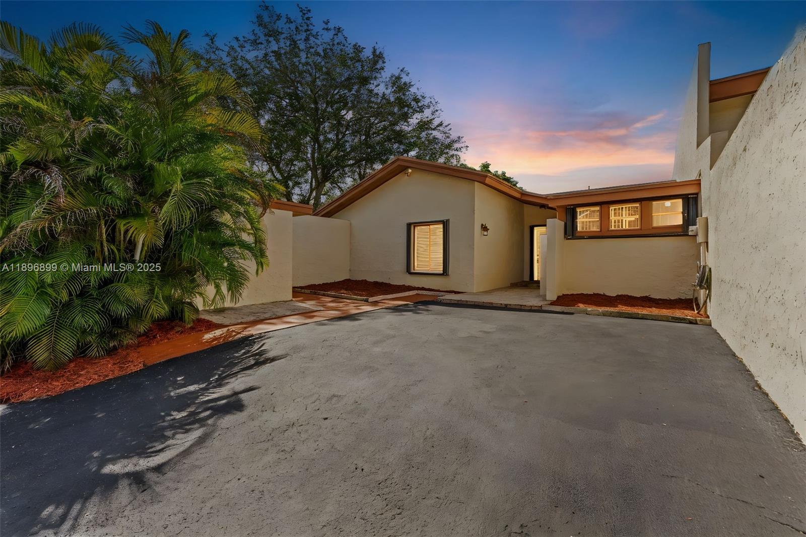 SUNSET KENDALL VILLAS - Residential Lease