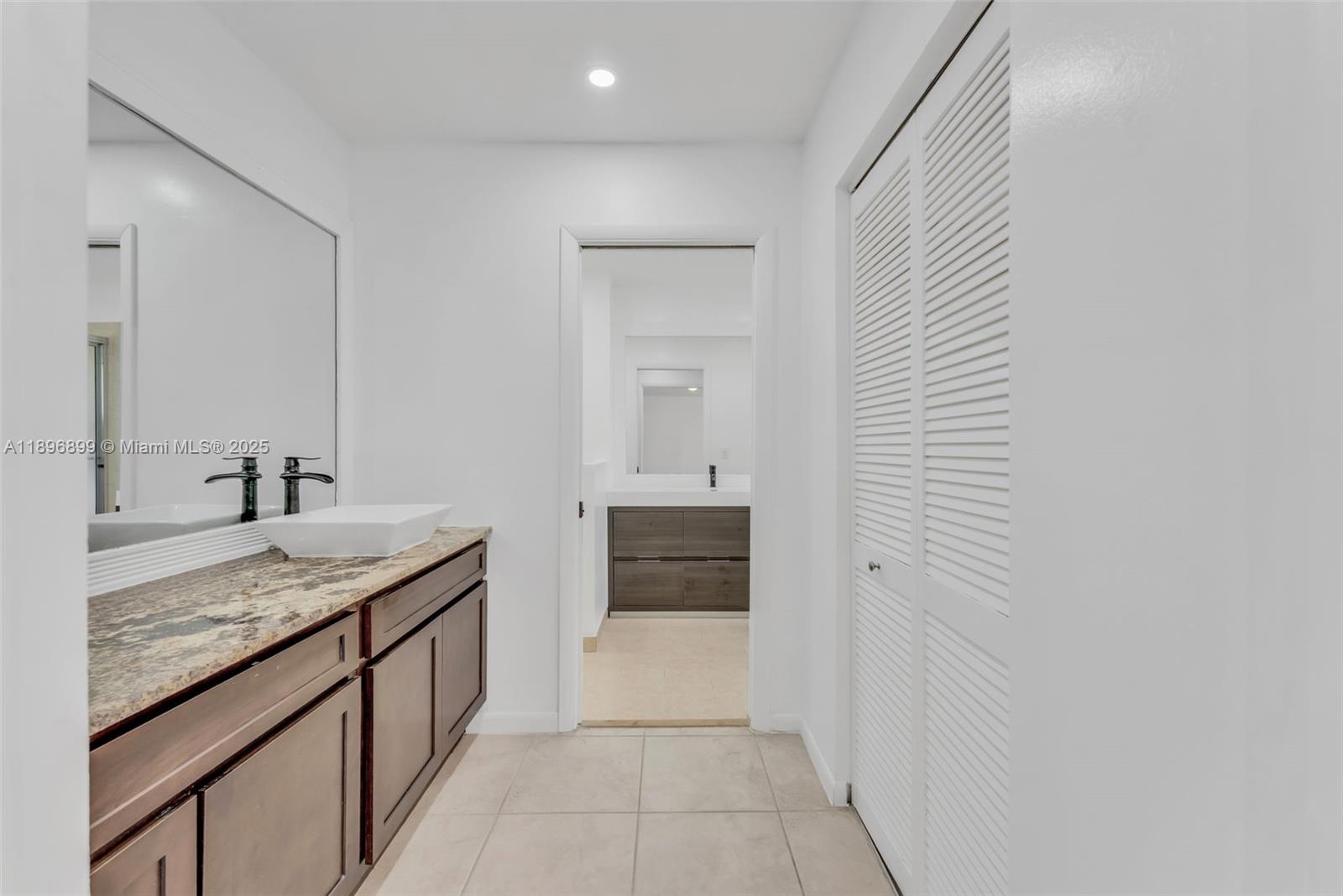 SUNSET KENDALL VILLAS - Residential Lease